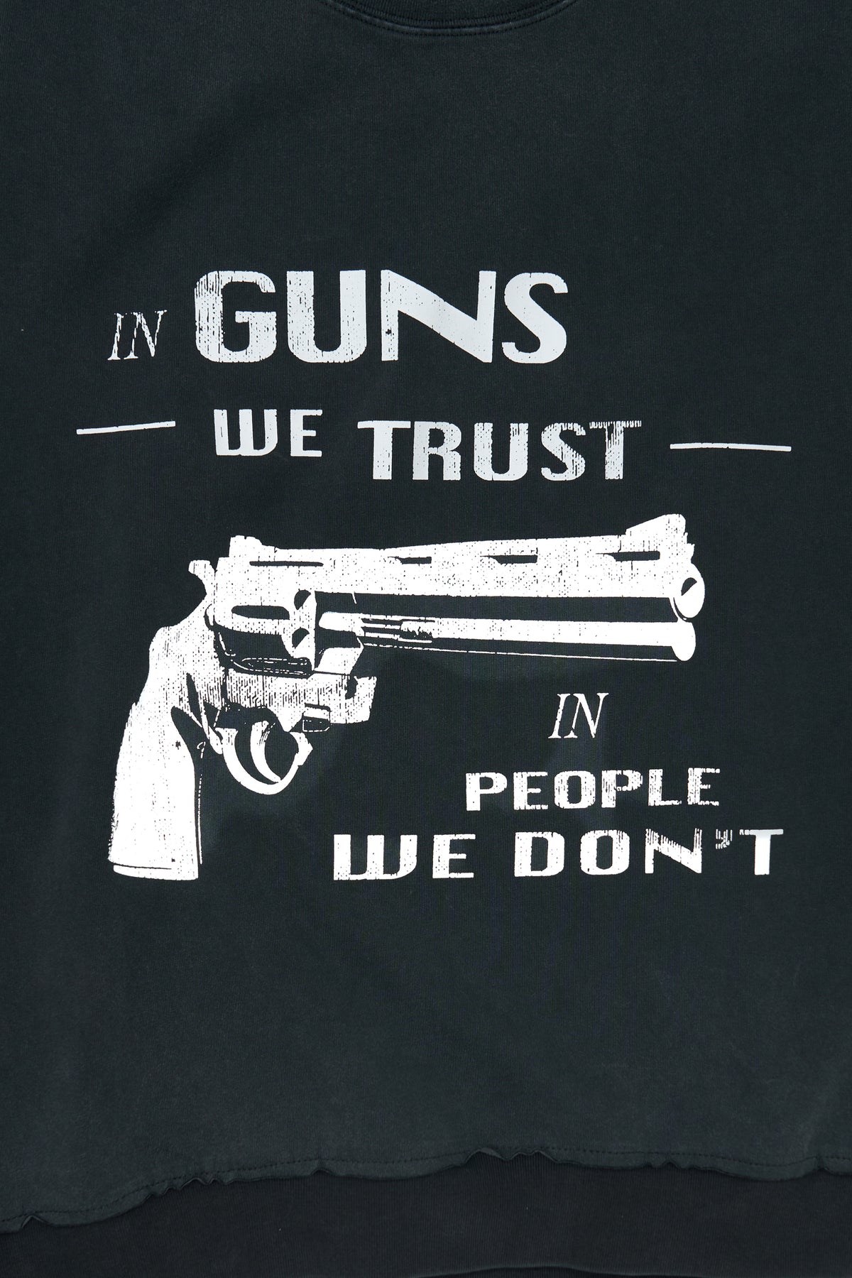 “GUNS WE TRUST” VINTAGE CREWNECK PULLOVER