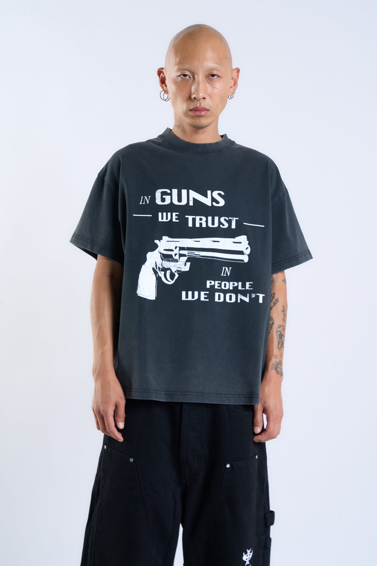 IN GUNS WE TRUST TEE