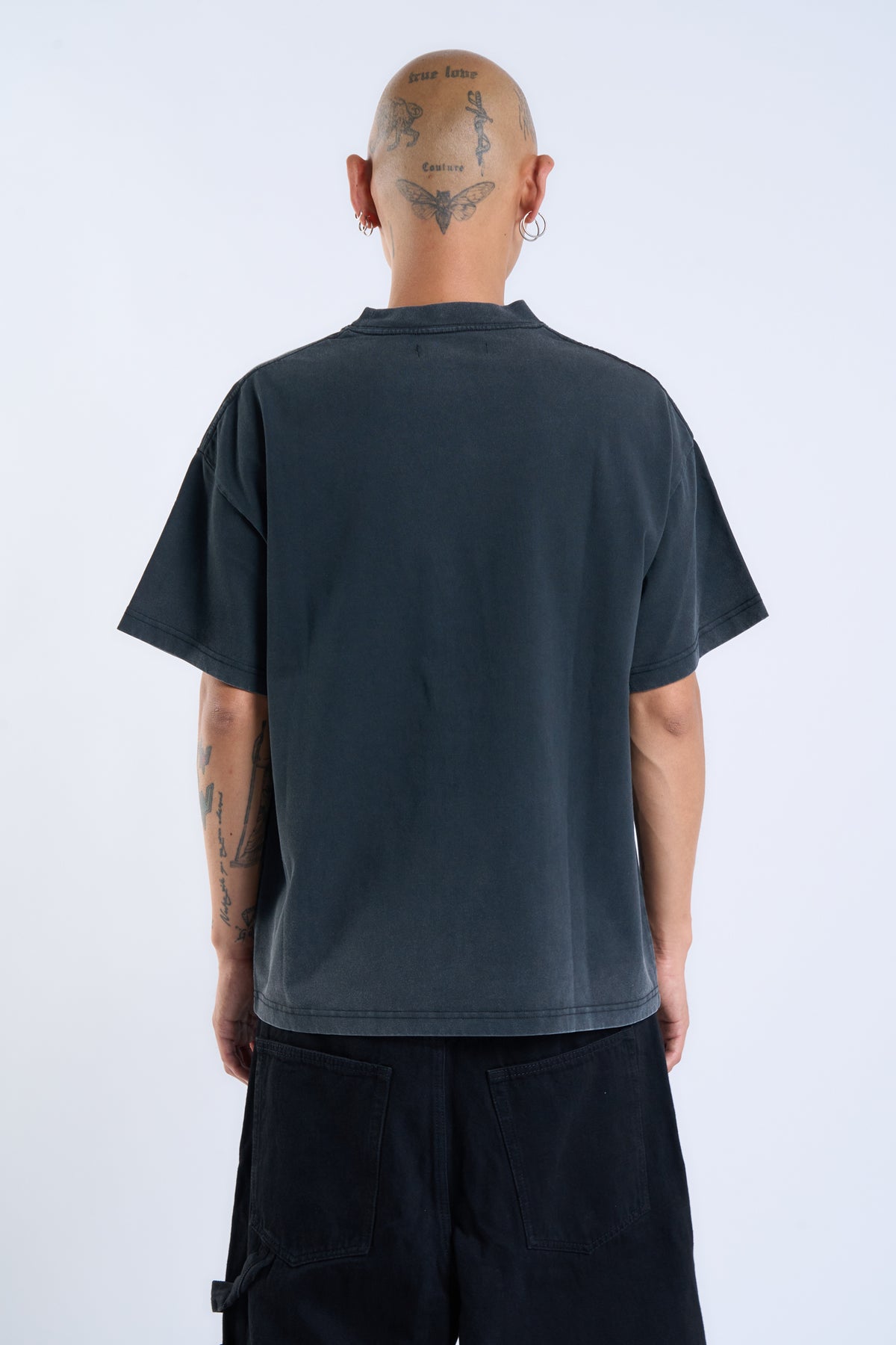IN GUNS WE TRUST TEE