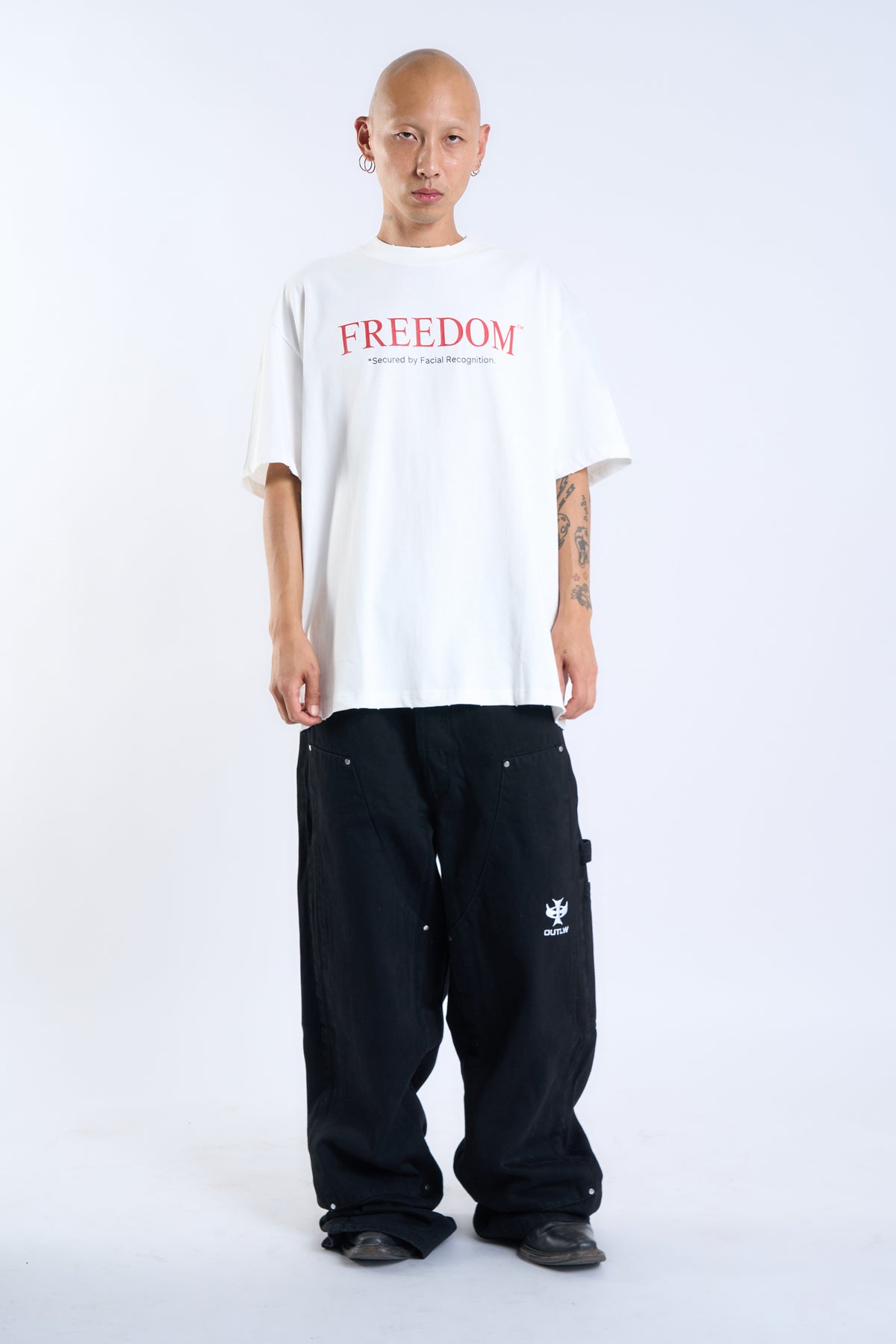 FREEDOM™ RELAXED TEE