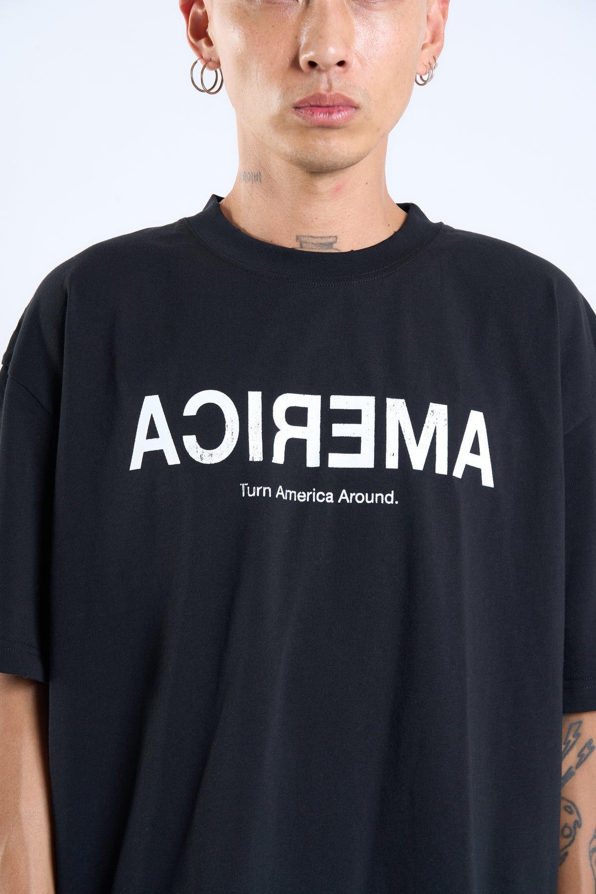TURN AMERICA AROUND RELAXED TEE
