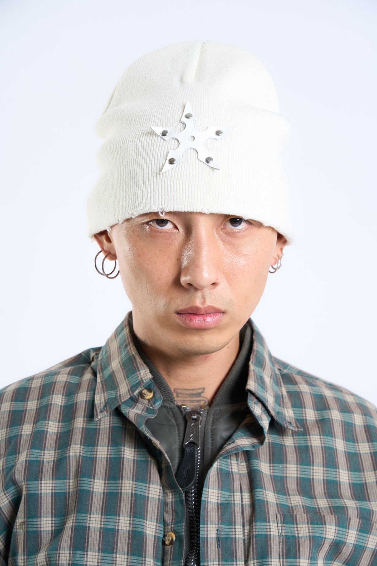 IRON SPUR BEANIE OFF-WHITE