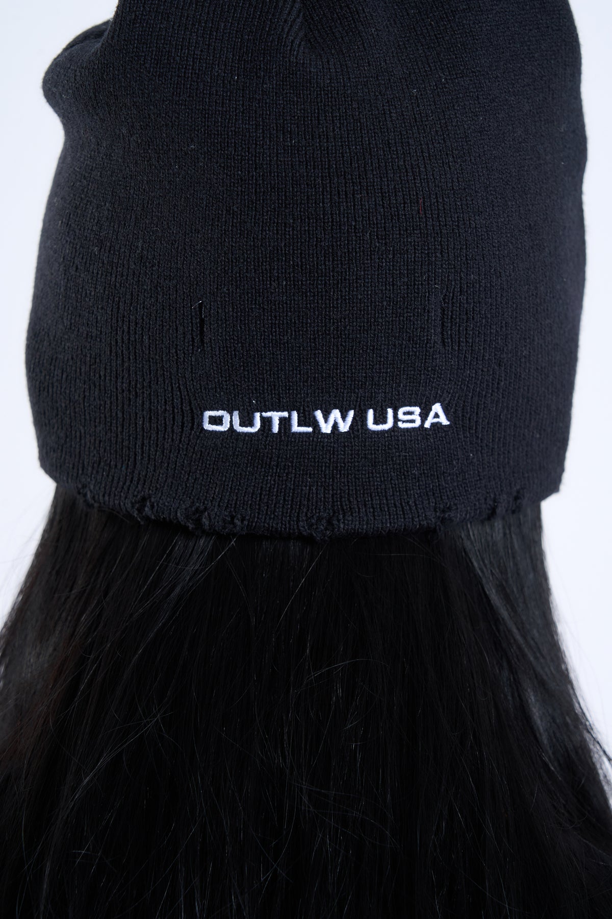 IRON SPUR BEANIE BLACK